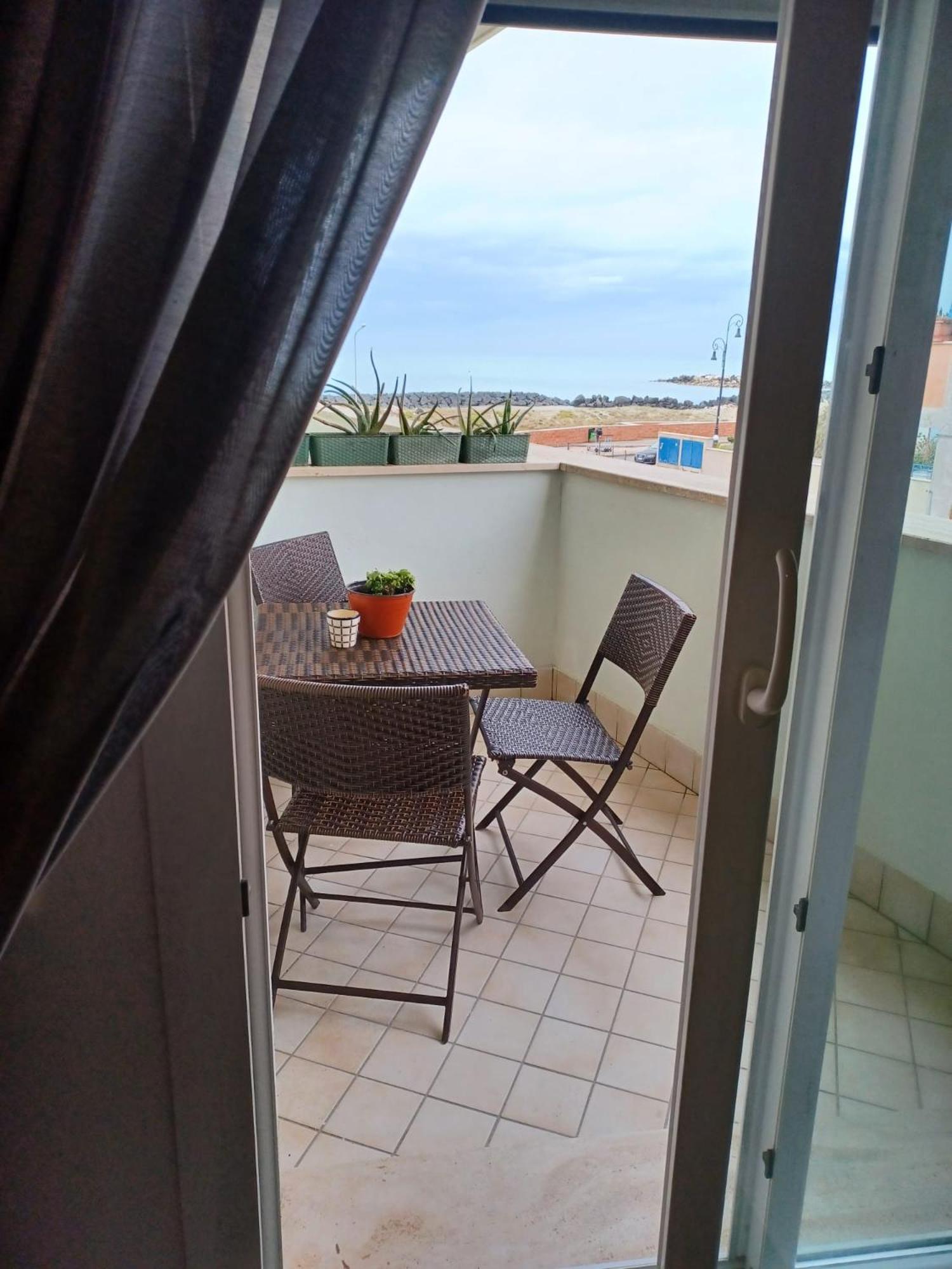 Armareaoverseassuites Fiumicino Exterior foto